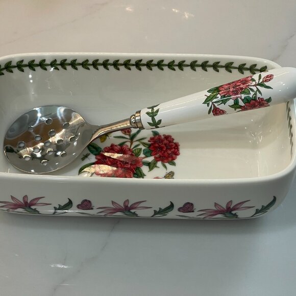 Botanical Garden Cranberry Dish with Slotted Spoon, 2-Piece Set-NEW - Picture 15 of 15